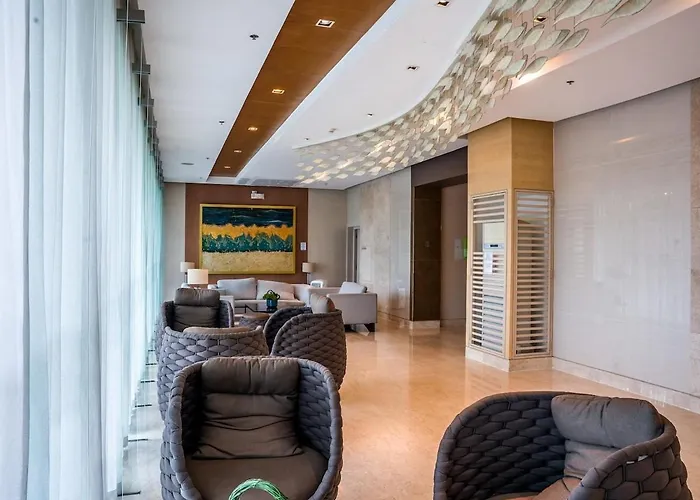 Apartment Pool View Designer With 300mbps Wifi, Walk To Moa, Ikea, Dining, Shopping