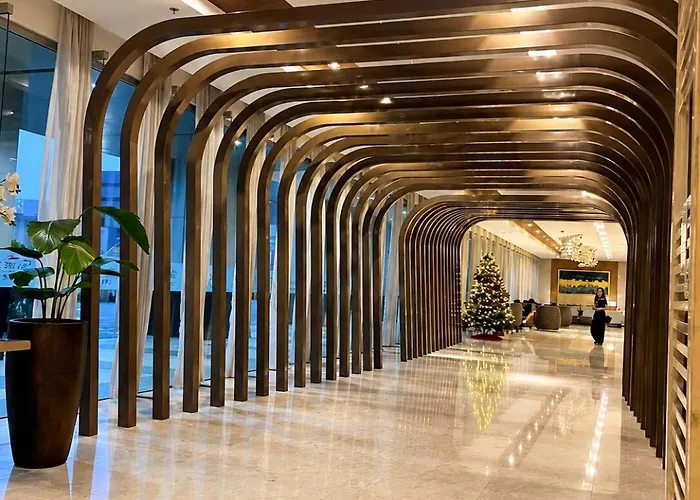 Pool View Designer With 300mbps Wifi, Walk To Moa, Ikea, Dining, Shopping Apartment