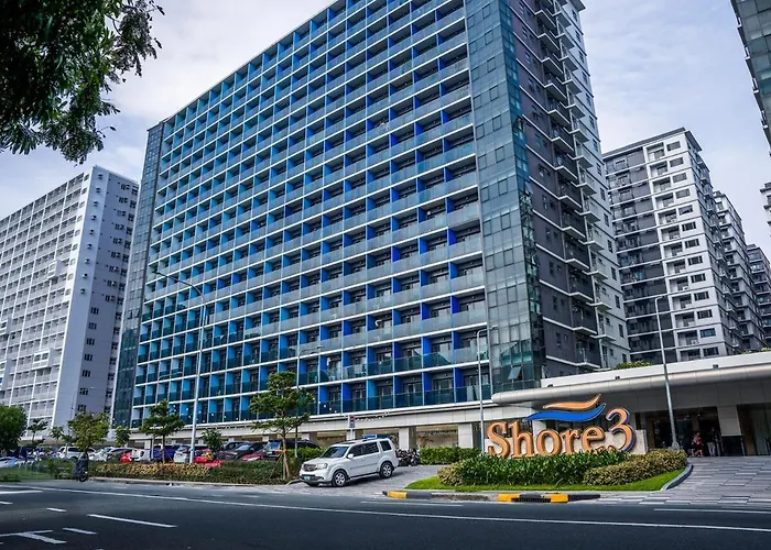 Pool View Designer With 300mbps Wifi, Walk To Moa, Ikea, Dining, Shopping Manila